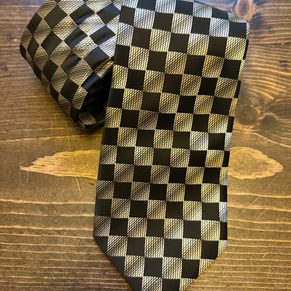 Vintage Alexander Julian colours Checkered Black and Gold tie